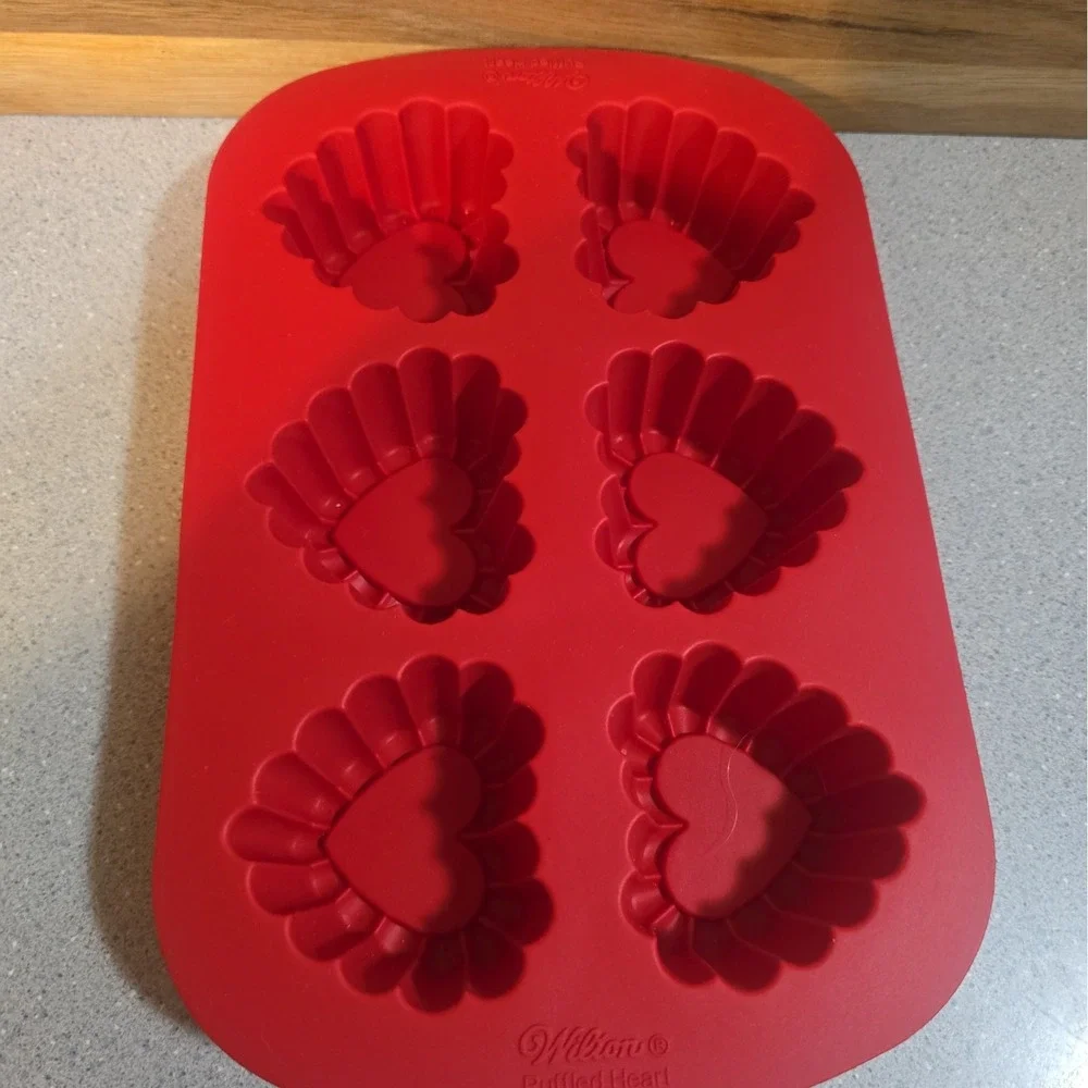 Wilton cupcake baking